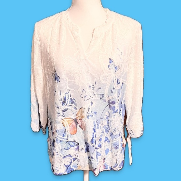 Alfred Dunner Women's In Full Bloom Butterfly Border Jacquard V Neck Top NWT - Picture 4 of 14